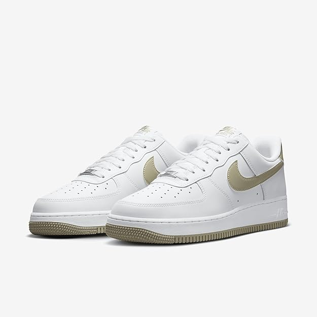 Nike Men's Air Force 1 '07 Sneaker